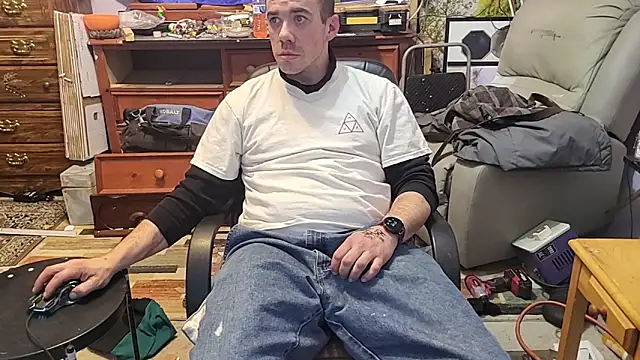 ScubaStevex online show from 02/02/26, 05:50