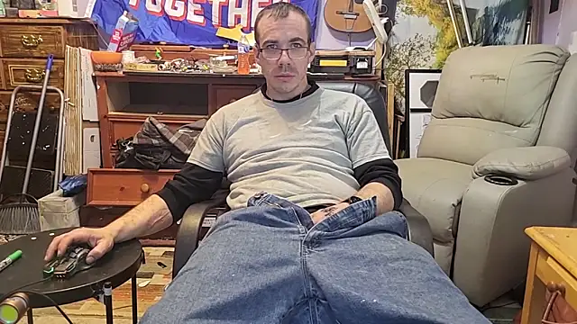 ScubaStevex online show from 02/02/26, 10:08