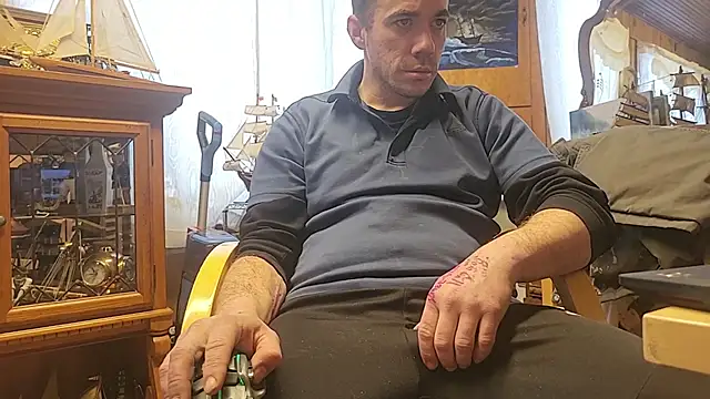 ScubaStevex online show from 02/10/26, 01:15