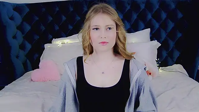 SelinSwarovski online show from 03/11/25, 08:42