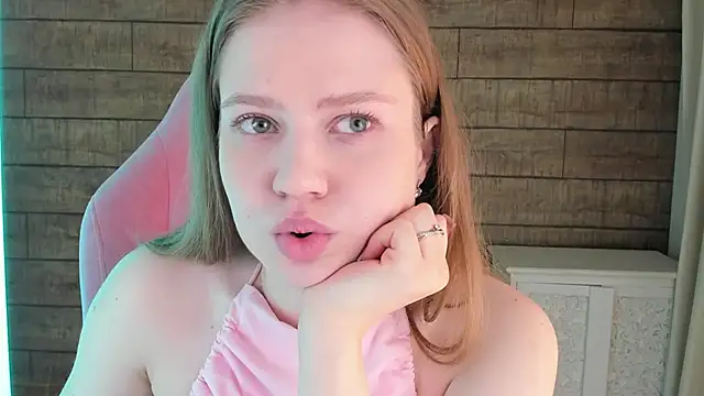 SelinSwarovski online show from 04/16/26, 09:39