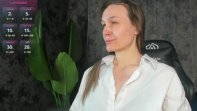 Lillian White online show from 03/28/26, 01:05