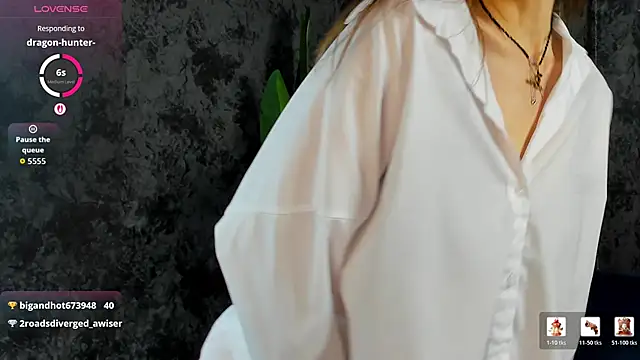 Lillian White online show from 05/15/26, 11:45