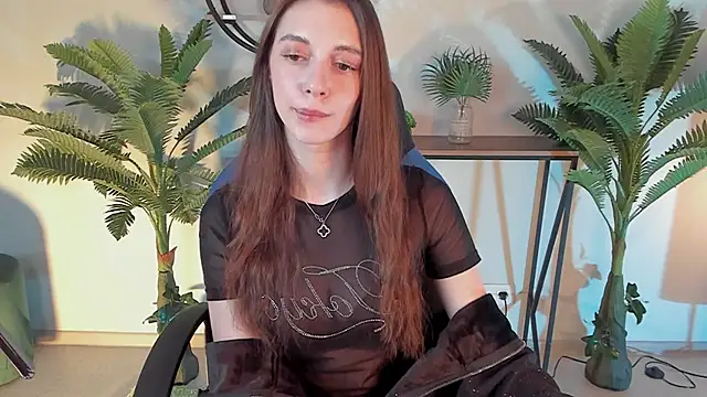 Snapshot of AveAngela chatting on 12/25/24, 09:34 AveAngela online show from 12/25/24, 09:34