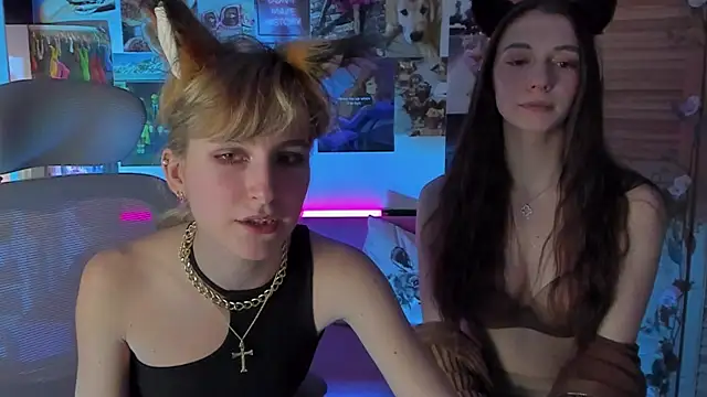 Snapshot of AveAngela chatting on 12/28/24, 05:55 AveAngela online show from 12/28/24, 05:55