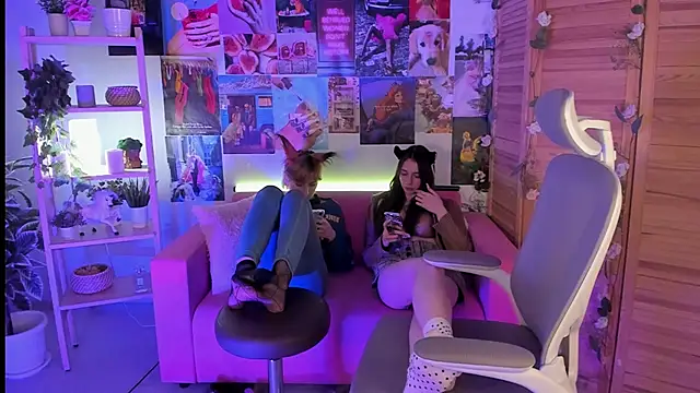 Snapshot of AveAngela chatting on 12/29/24, 06:24 AveAngela online show from 12/29/24, 06:24