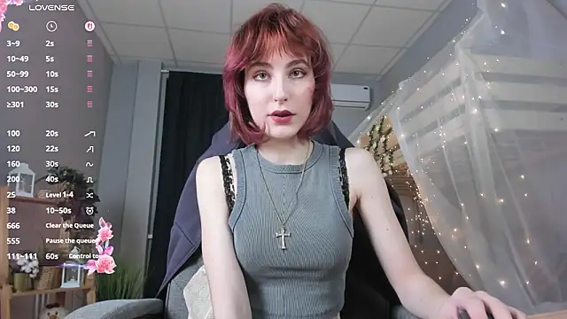 LuxRayi online show from 03/13/26, 08:43