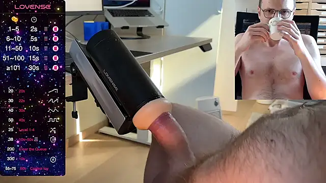 Snapshot of ikbeneendikkelul chatting on 03/20/25, 10:21 ikbeneendikkelul online show from 03/20/25, 10:21