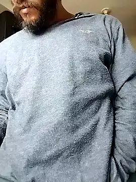 Snapshot of hairyserious chatting on 02/28/25, 02:20 hairyserious online show from 02/28/25, 02:20