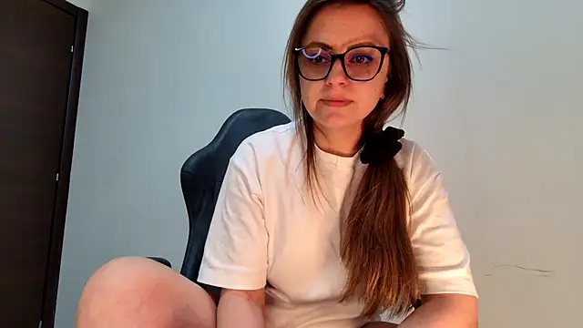 Eelleen online show from 05/26/26, 12:12