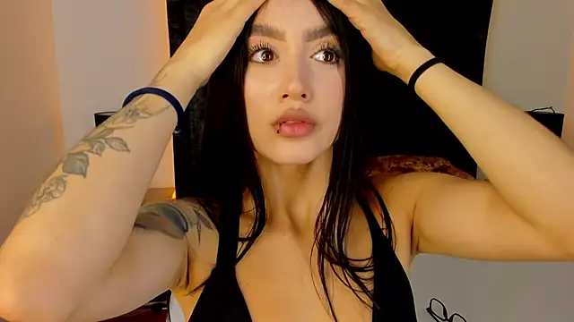 NataGarcia online show from 11/05/25, 03:56