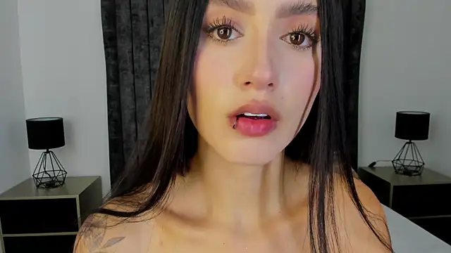 NataGarcia online show from 12/16/25, 03:28