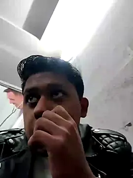 Snapshot of sailord chatting on 01/01/25, 02:31 sailord online show from 01/01/25, 02:31