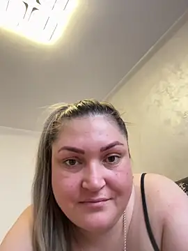 Snapshot of juanadiamond chatting on 12/21/25, 09:05 juanadiamond online show from 12/21/25, 09:05