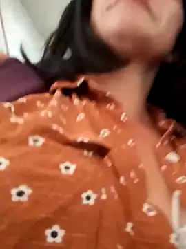 Snapshot of celeste-30_ chatting on 02/15/25, 02:11 celeste-30 online show from 02/15/25, 02:11