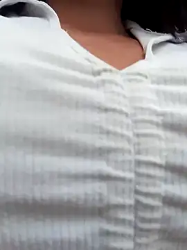 Snapshot of celeste-30_ chatting on 02/18/25, 03:54 celeste-30 online show from 02/18/25, 03:54