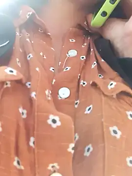 Snapshot of celeste-30_ chatting on 03/03/25, 01:53 celeste-30 online show from 03/03/25, 01:53