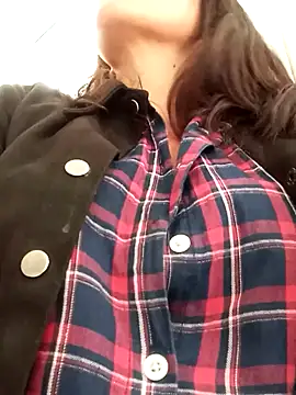 Snapshot of celeste-30_ chatting on 03/06/25, 03:35 celeste-30 online show from 03/06/25, 03:35