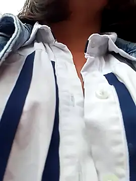 Snapshot of celeste-30_ chatting on 03/11/25, 08:42 celeste-30 online show from 03/11/25, 08:42