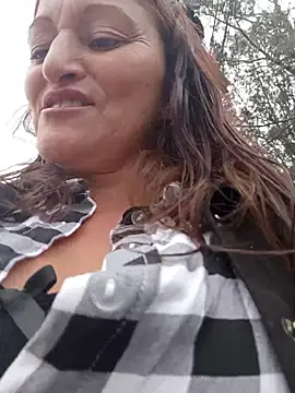 Snapshot of celeste-30_ chatting on 09/27/25, 03:39 celeste-30 online show from 09/27/25, 03:39