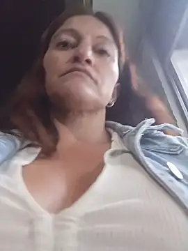 Snapshot of celeste-30_ chatting on 09/30/25, 02:16 celeste-30 online show from 09/30/25, 02:16