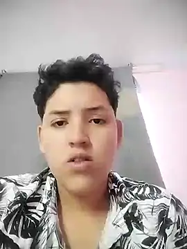 Snapshot of Marilin_Jessie chatting on 01/26/25, 06:06 Marilin Jessie online show from 01/26/25, 06:06