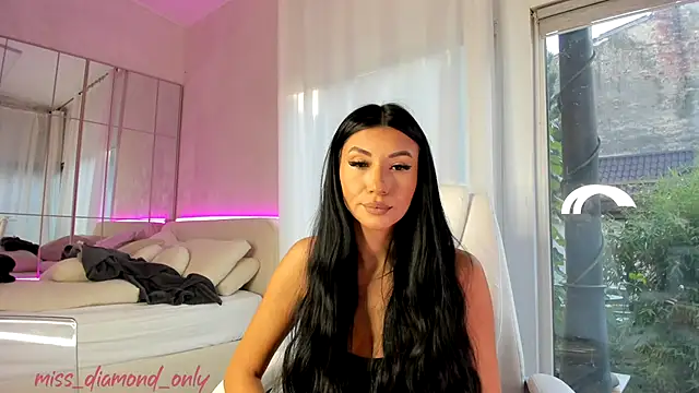 Snapshot of missdiamond_ chatting on 10/20/25, 06:25 missdiamond online show from 10/20/25, 06:25