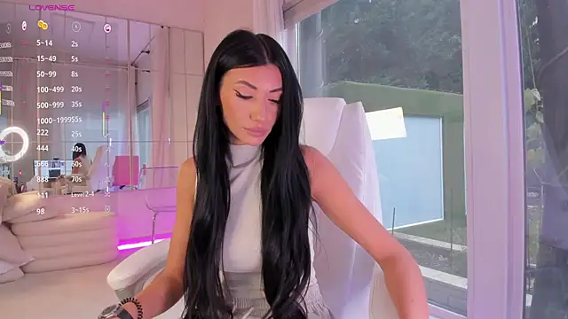 Snapshot of missdiamond_ chatting on 12/18/25, 07:36 missdiamond online show from 12/18/25, 07:36