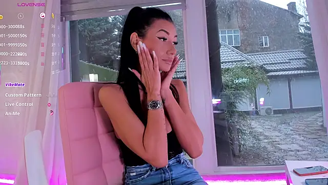 Snapshot of missdiamond_ chatting on 01/08/26, 07:43 missdiamond online show from 01/08/26, 07:43