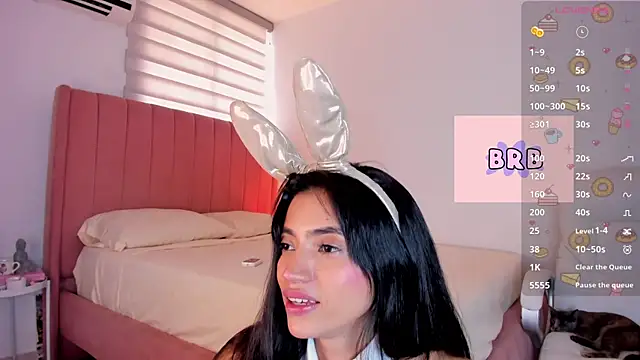 Snapshot of Ninamirley chatting on 02/04/25, 08:38 Ninamirley online show from 02/04/25, 08:38