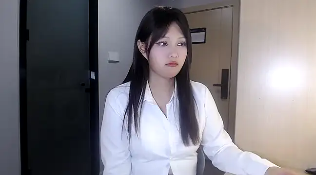 Snapshot of puppy-mango chatting on 12/06/24, 02:49 puppy-mango online show from 12/06/24, 02:49