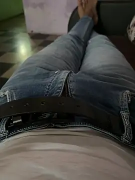 Desiboy   21 online show from 02/18/25, 10:05