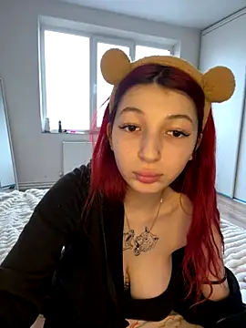Snapshot of Alissa_kiss chatting on 12/06/24, 01:33 Alissa kiss online show from 12/06/24, 01:33