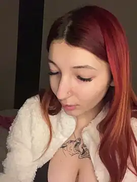 Snapshot of Alissa_kiss chatting on 12/28/24, 03:59 Alissa kiss online show from 12/28/24, 03:59