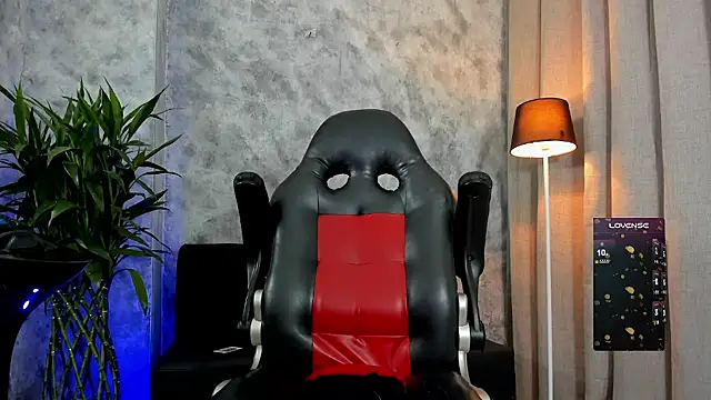 boyc022  online show from 12/16/25, 02:44