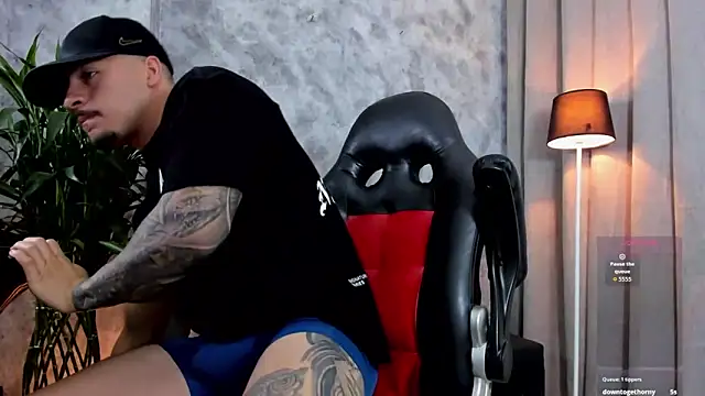 boyc022  online show from 03/22/26, 01:09