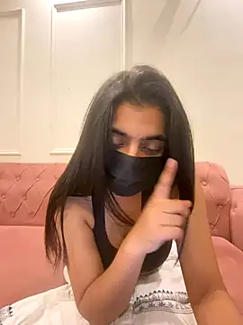 Emmy kapoor online show from 12/21/25, 10:17