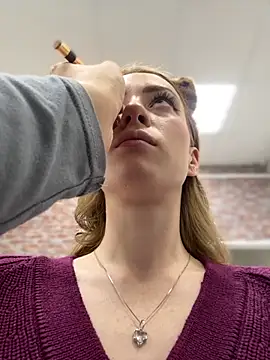 Snapshot of _AngelMoon_ chatting on 11/01/25, 03:19 AngelMoon online show from 11/01/25, 03:19