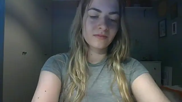 Snapshot of ROSIEx_sweet chatting on 07/21/26, 06:38 ROSIEx sweet online show from 07/21/26, 06:38