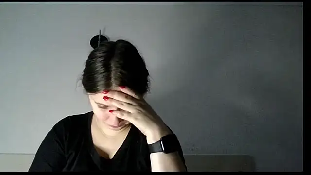 kila lo online show from 02/14/25, 02:44