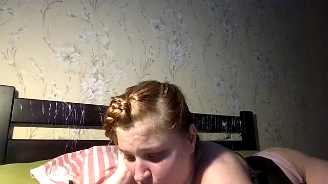 kila lo online show from 04/15/26, 07:58