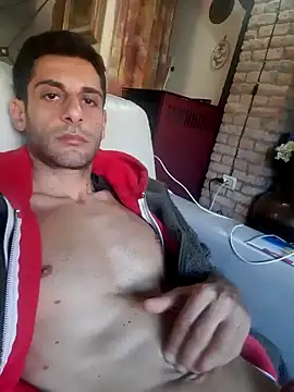 Snapshot of MrTamburine22 chatting on 12/05/24, 01:28 MrTamburine22 online show from 12/05/24, 01:28