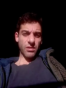 Snapshot of MrTamburine22 chatting on 12/23/24, 01:03 MrTamburine22 online show from 12/23/24, 01:03