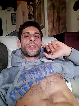 Snapshot of MrTamburine22 chatting on 01/21/25, 02:15 MrTamburine22 online show from 01/21/25, 02:15