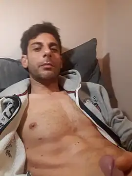 Snapshot of MrTamburine22 chatting on 03/15/25, 03:37 MrTamburine22 online show from 03/15/25, 03:37