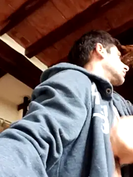 Snapshot of MrTamburine22 chatting on 10/27/25, 12:20 MrTamburine22 online show from 10/27/25, 12:20