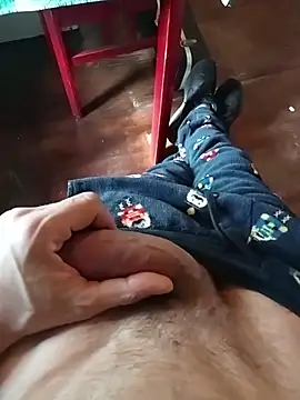 Snapshot of MrTamburine22 chatting on 03/09/26, 01:04 MrTamburine22 online show from 03/09/26, 01:04