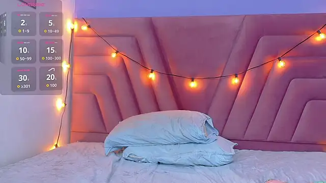 hornybarelylegalgirl online show from 09/30/25, 12:48