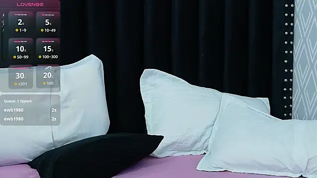 hornybarelylegalgirl online show from 04/04/26, 02:21