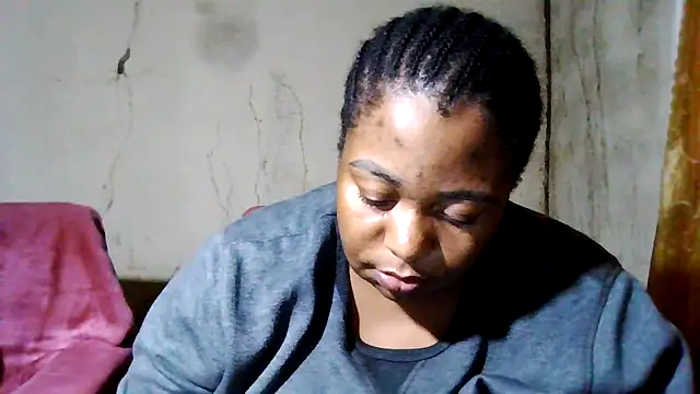 Snapshot of bustyboobs6 chatting on 09/19/25, 03:13 bustyboobs6 online show from 09/19/25, 03:13